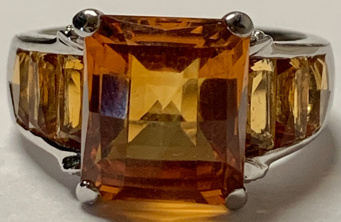 18KY Citrine & Dia Ring 6.29ct(ci) 0.05ct(dia) ESTATE Designer "Gaudi" Size 6.75