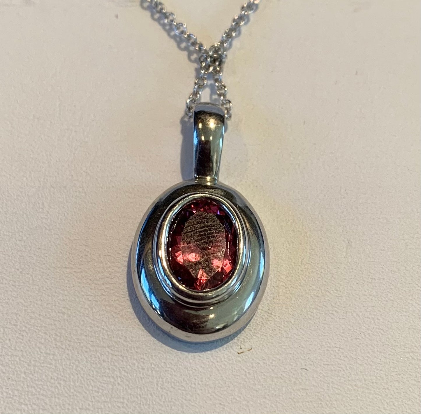 14KW Pink Tourmaline Pendant 2.41ct(tm) ESTATE Length 16
