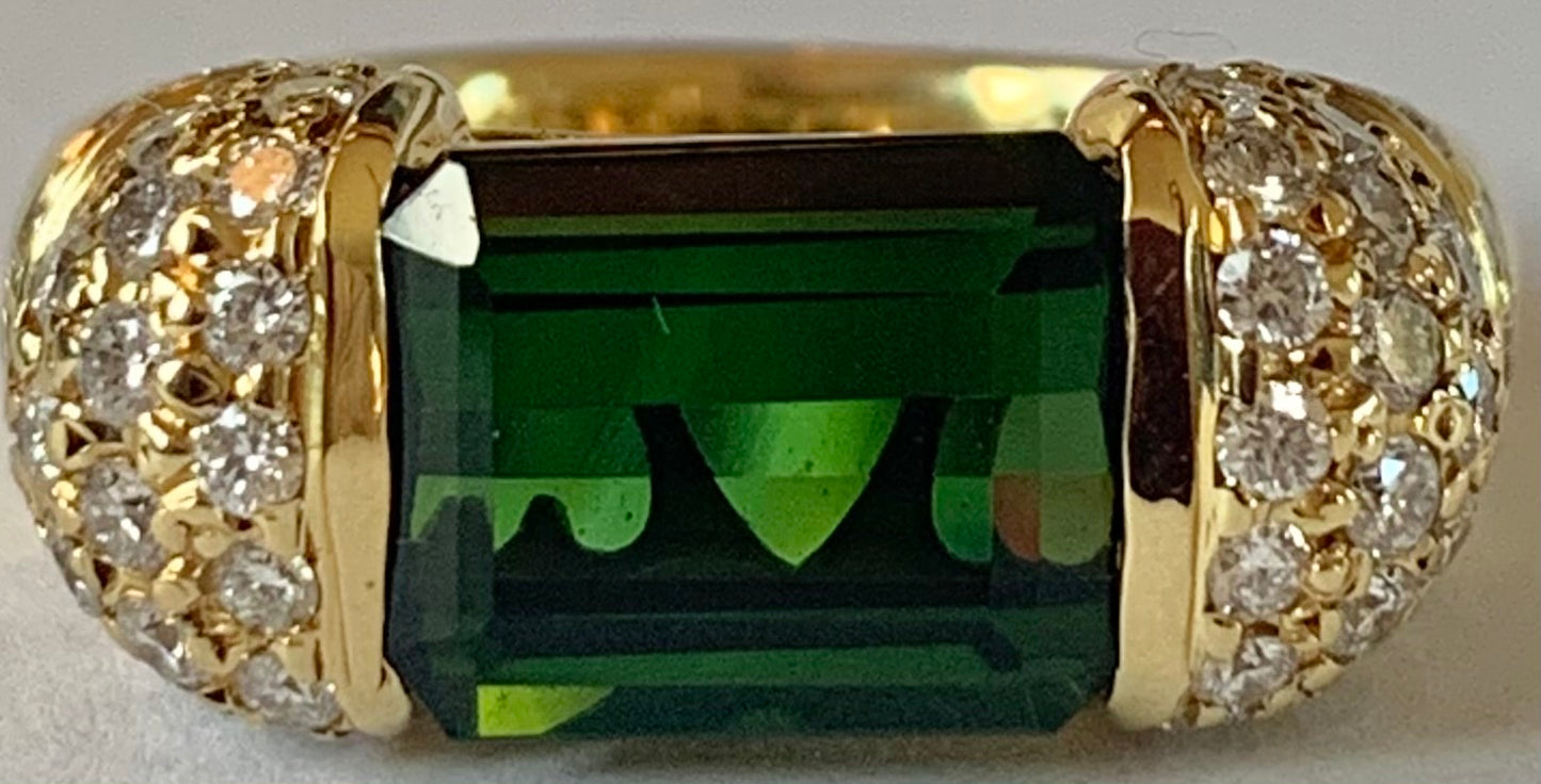18KY Tourmaline & Diamond Ring 3.30ct(tm) .96ct twt(dia) ESTATE Size 6