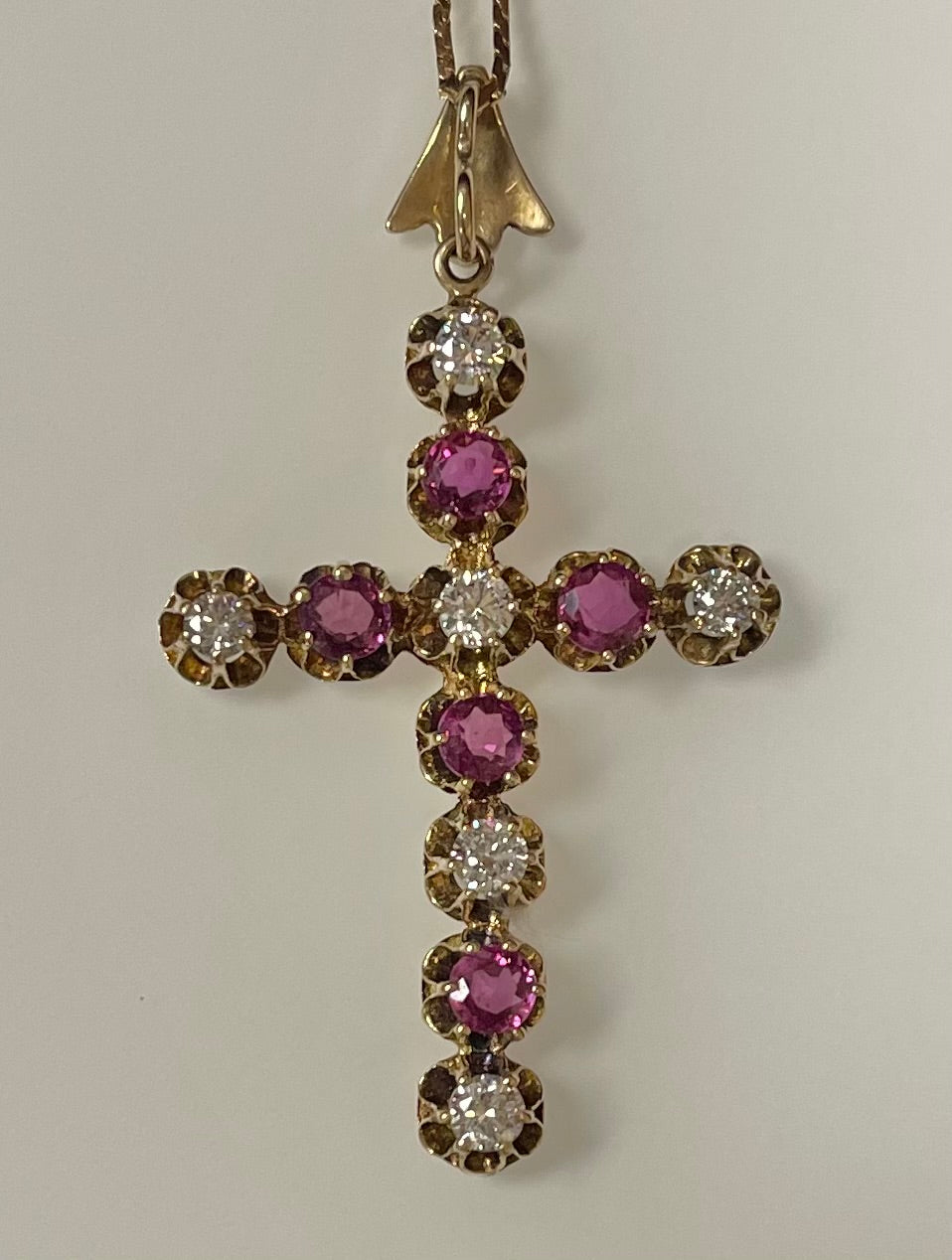 1.30ct Ruby & 0.72ctw Diamond Cross (Vintage 1950s) 6.42g Length 2''