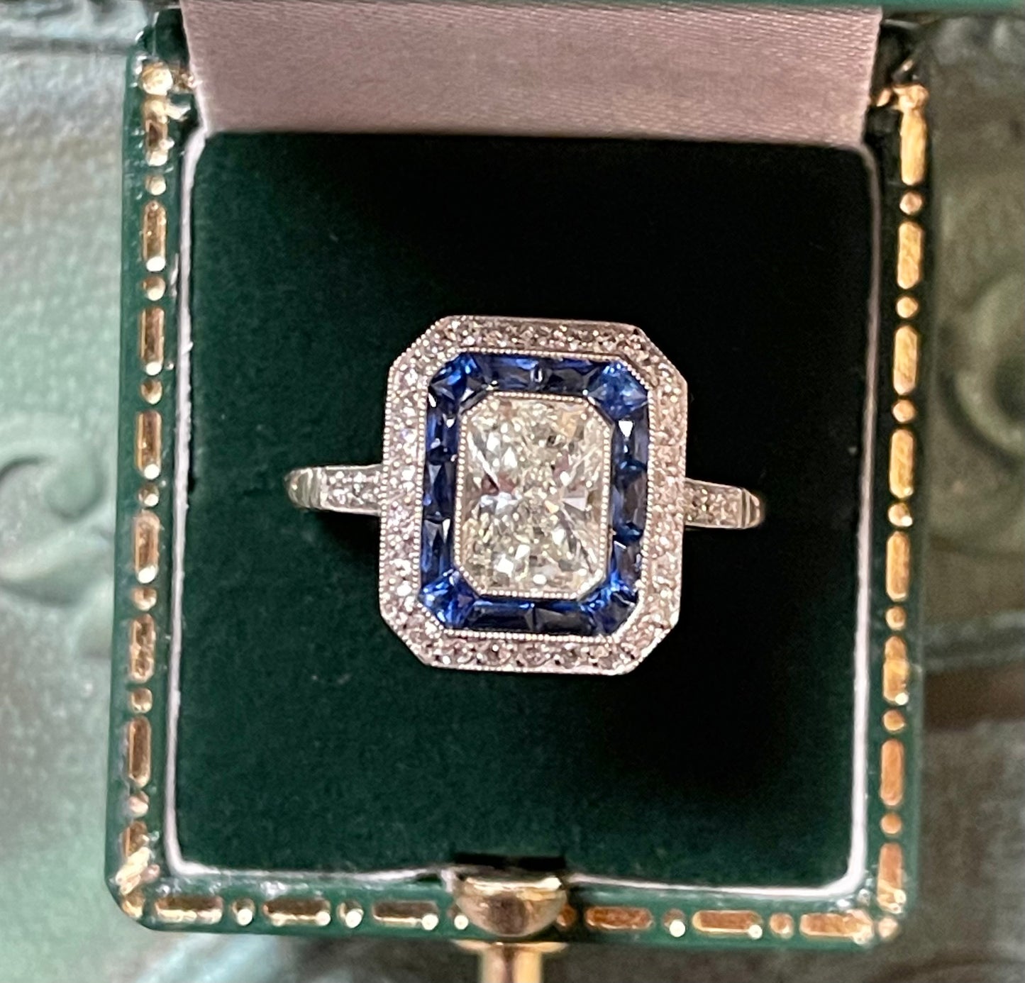 1.01 Radiant Cut Diamond Handmade Platinum Ring