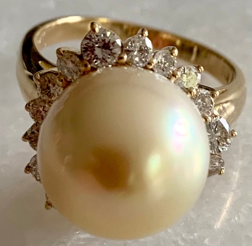 Estate South Sea Pearl & 0.94ctw Diamond 18KY 8.10gr Ring Circa 1980s Pearl 1