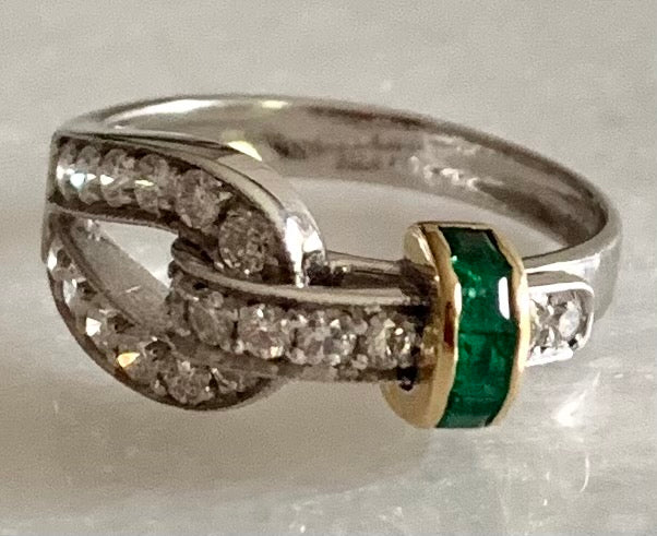 18K2T Diamond & Emerald Ring 4.9gr 0.60ct(dia) 0.40ct twt(em) Circa 1970s ESTAT