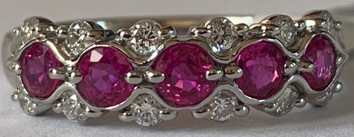 PT Ruby & Diamond Ring 5.3gr 0.77ct(rby) 0.26ct twt(dia) Circa 1980s