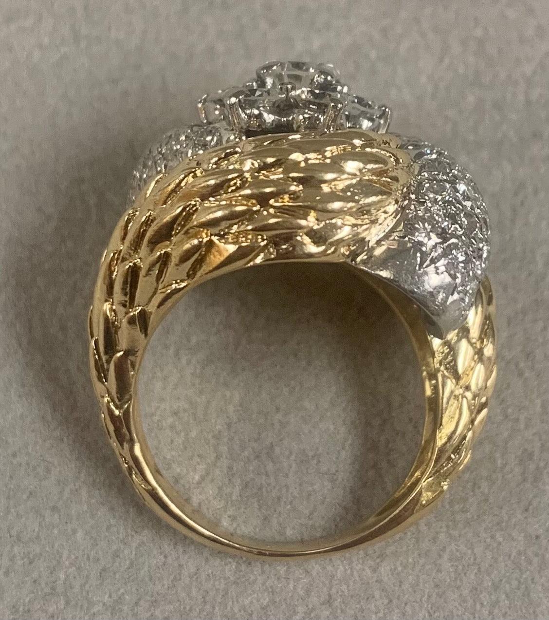 (Circa 1960s) Ring 18K White and Yellow Gold / CD .35ct / SD 2.40ct