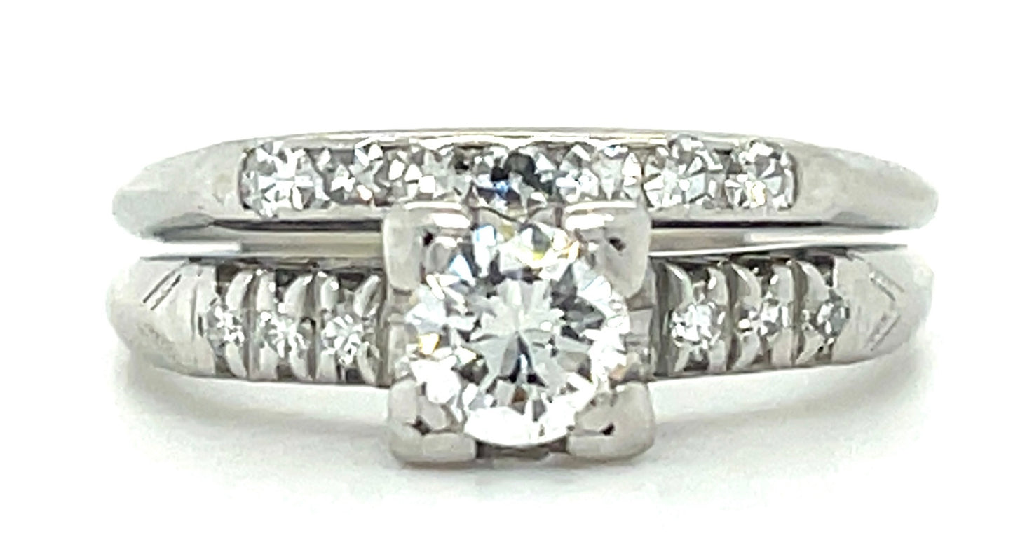 Estate 0.40ct Diamond PT 5.10gr Set Circa 1950s Sd .32ct Size 5.50