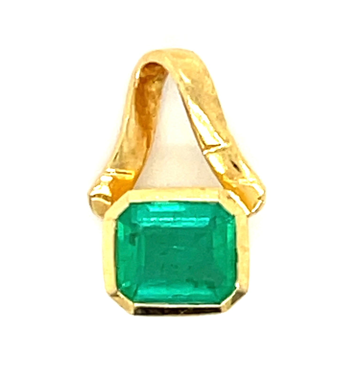 1.30ct Colombian Emerald 18KY Pendant 14k Chain Length 16