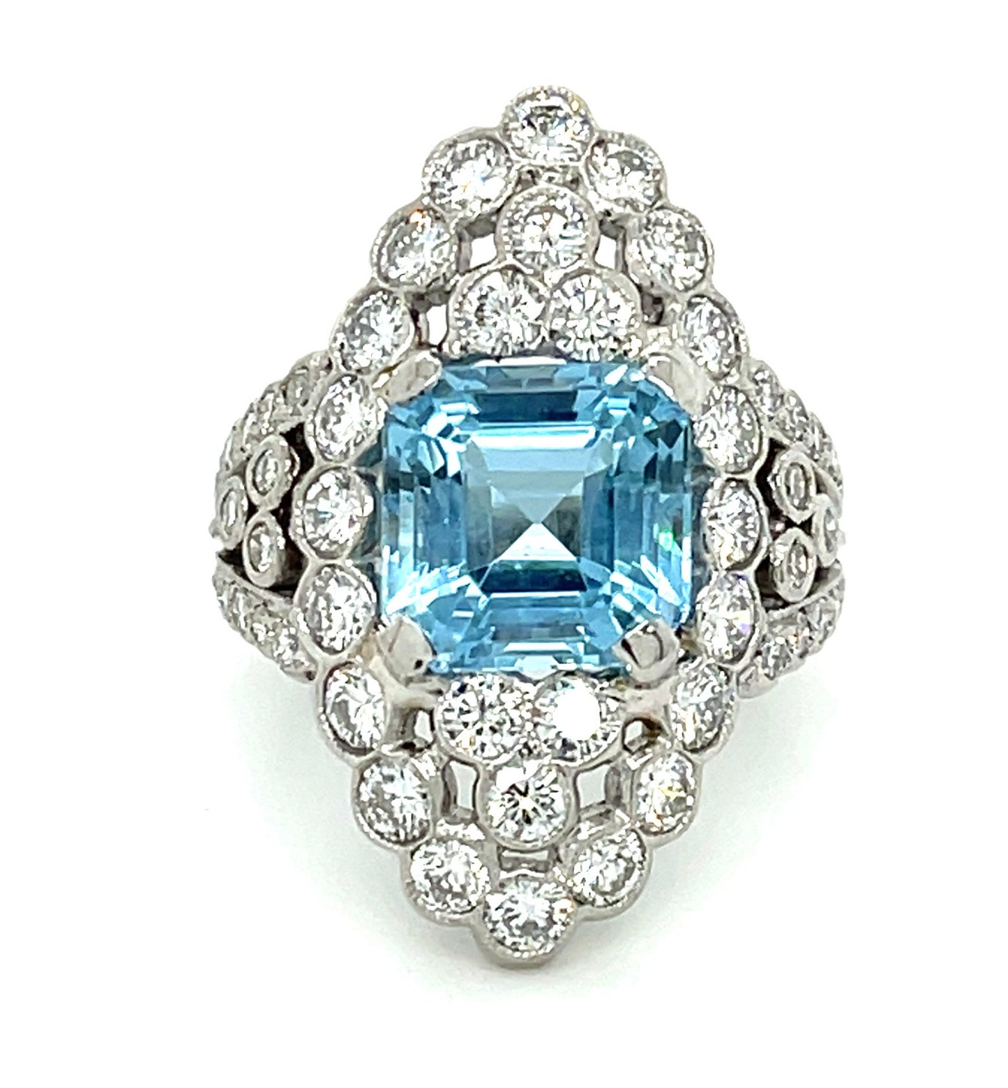 4.07ct Aquamarine & 2.50ctw Diamond 18KW 9.80gr Estate Ring Circa 1970s