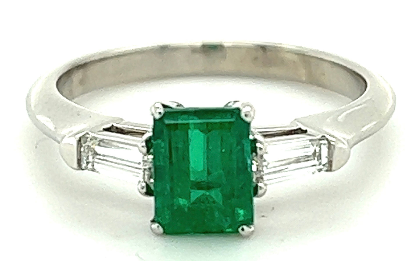 Estate 0.74ct Colombian Emerald & 0.24ctw Diamond 14KW 2.80gr Ring Circa 1960