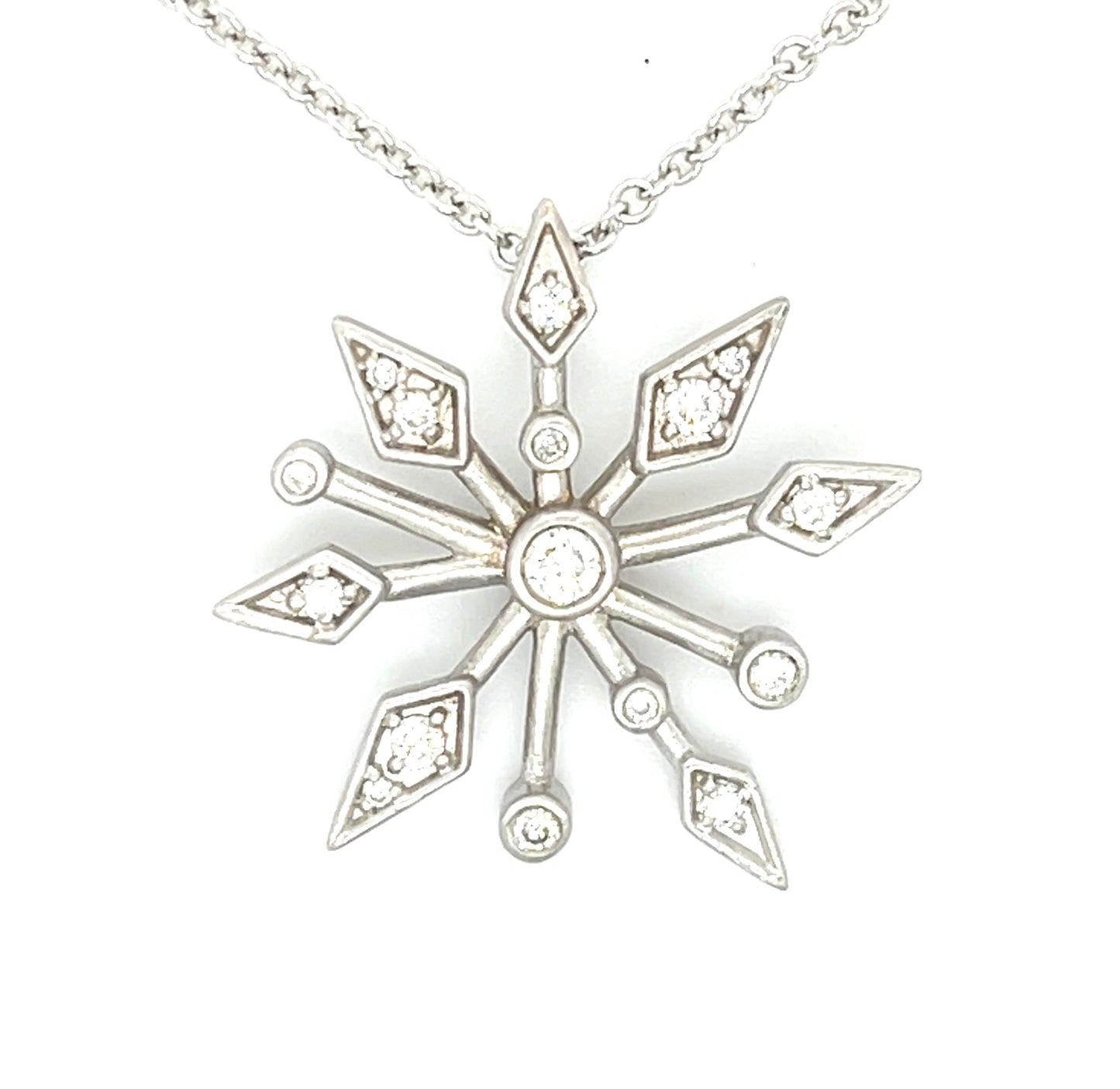 0.32ct Diamond 18KW Snowflake Pendant