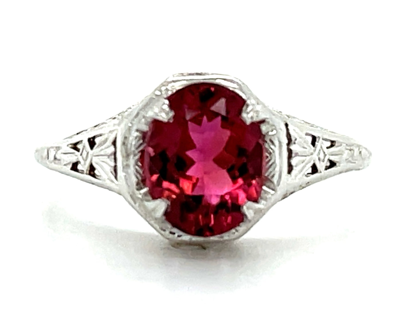 .92ct Ruby & 0.08ctw Diamond 18KW 3.55gr Art Deco Ring Circa 1930s