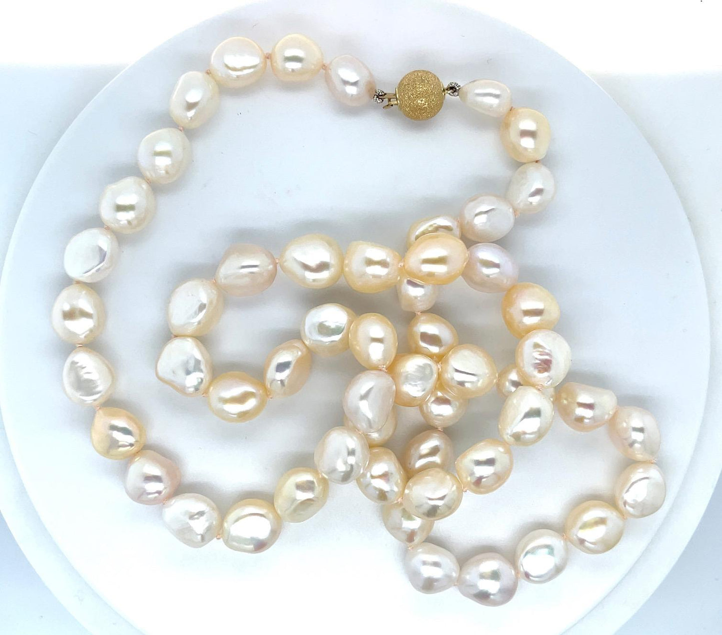 Estate Pearl 14KY Necklace Freshwater Length 28
