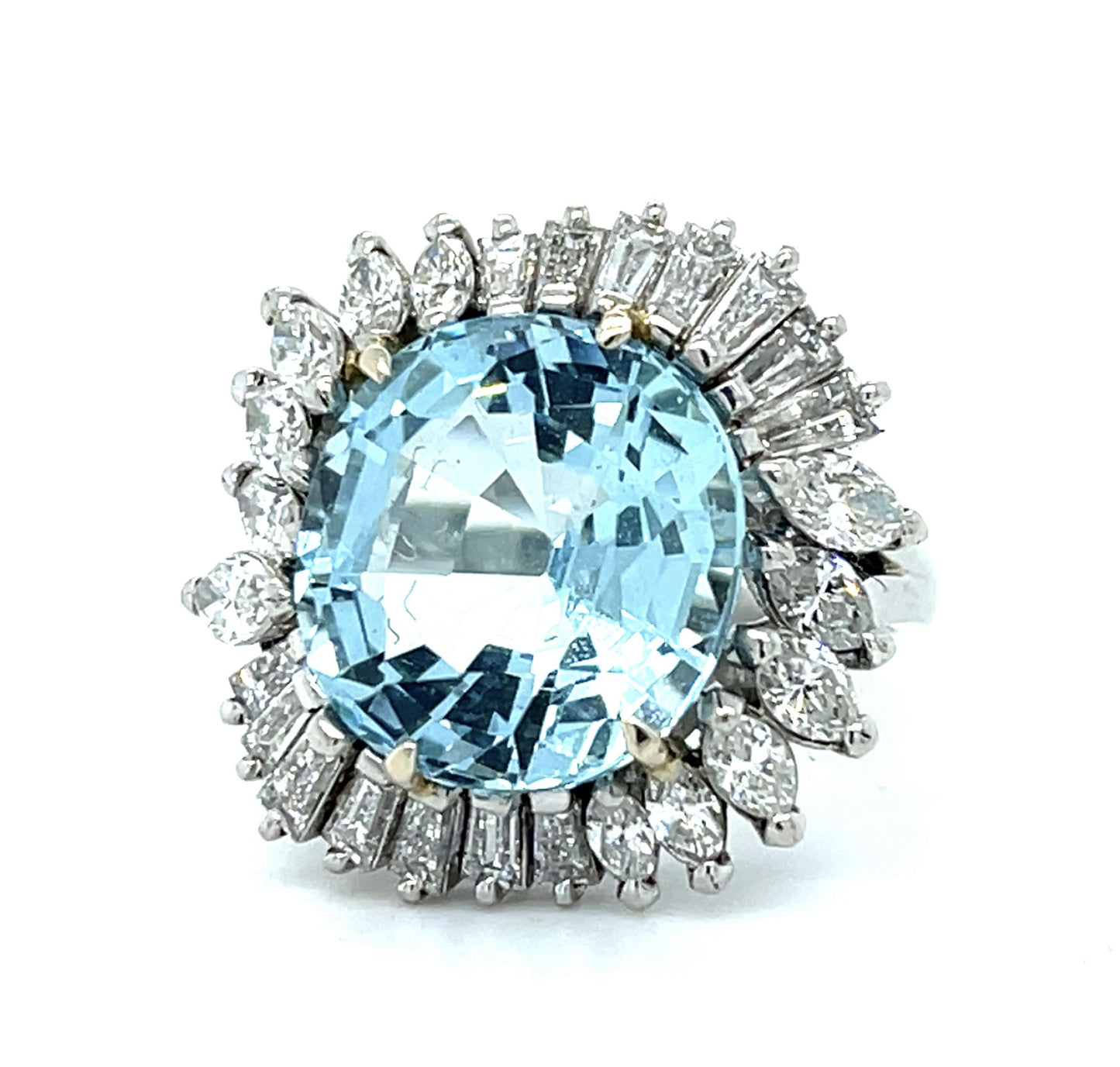 PL Aquamarine & Diamond Ring 10.4gr 8.03ct(aq) 1.96ct twt(dia) Circa 1960s ESTA
