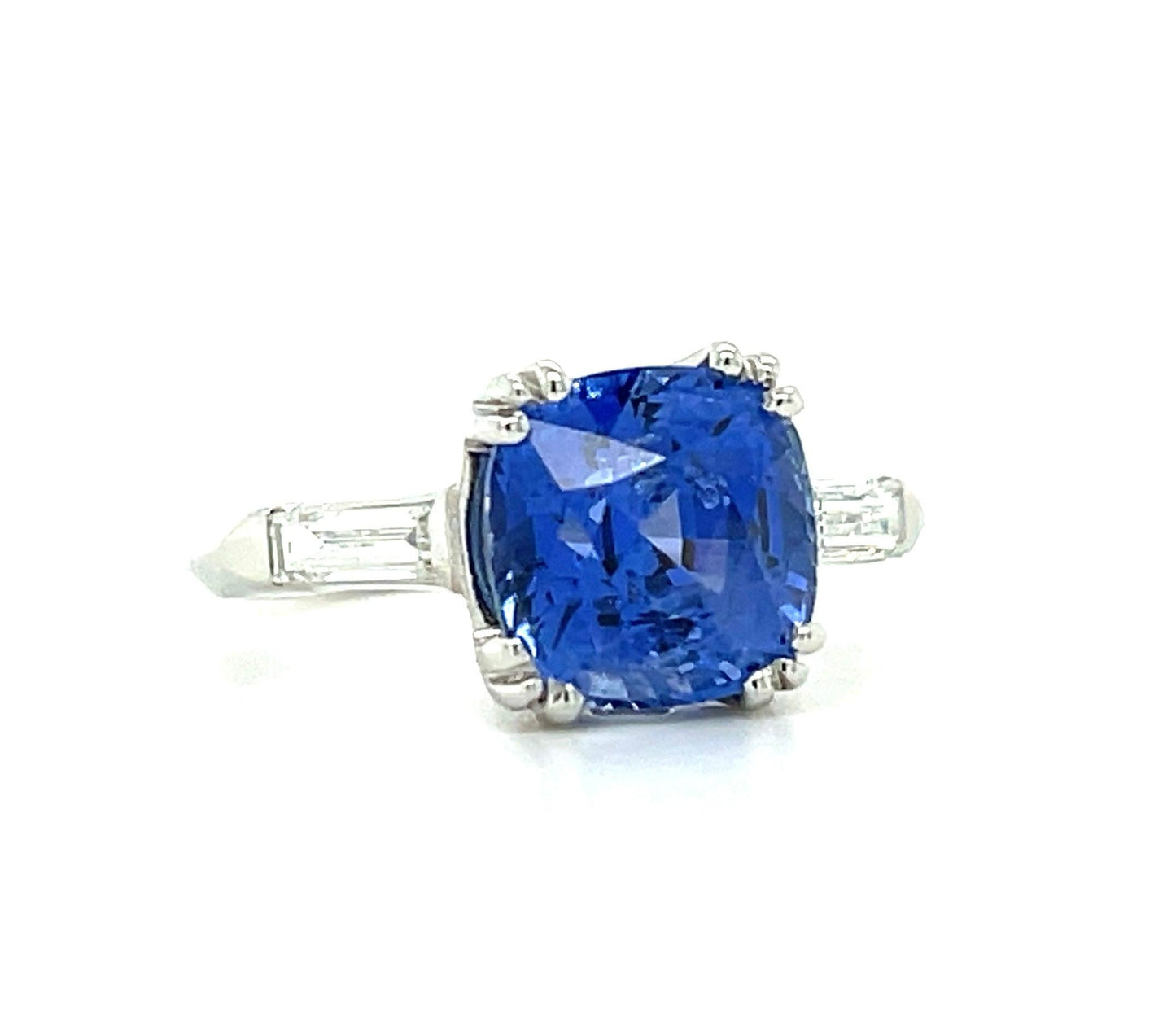 3.94ct Sapphire .24ct Diamond Platinum Vintage Ring (Circa 1950s)