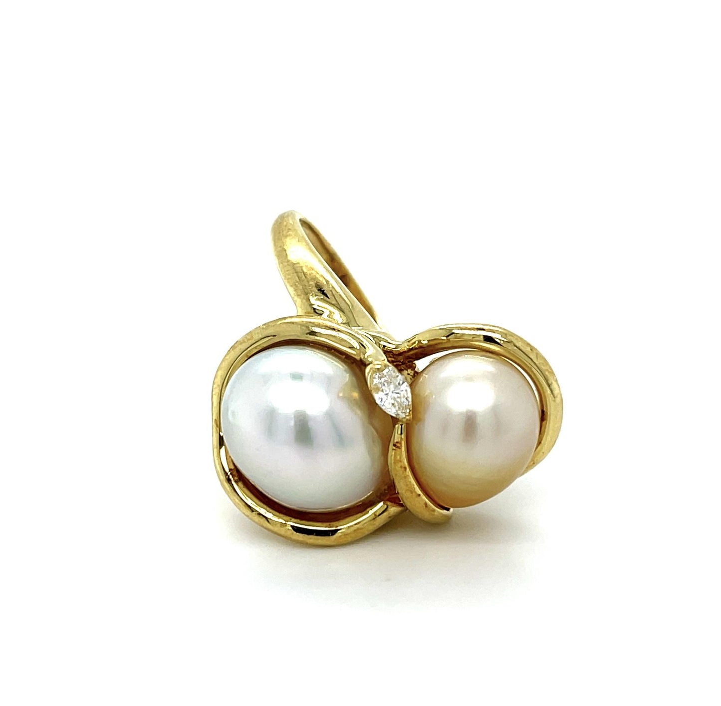 Pearl & .15ct Diamond 18KY Vintage Ring 7.50 Size 16.10g