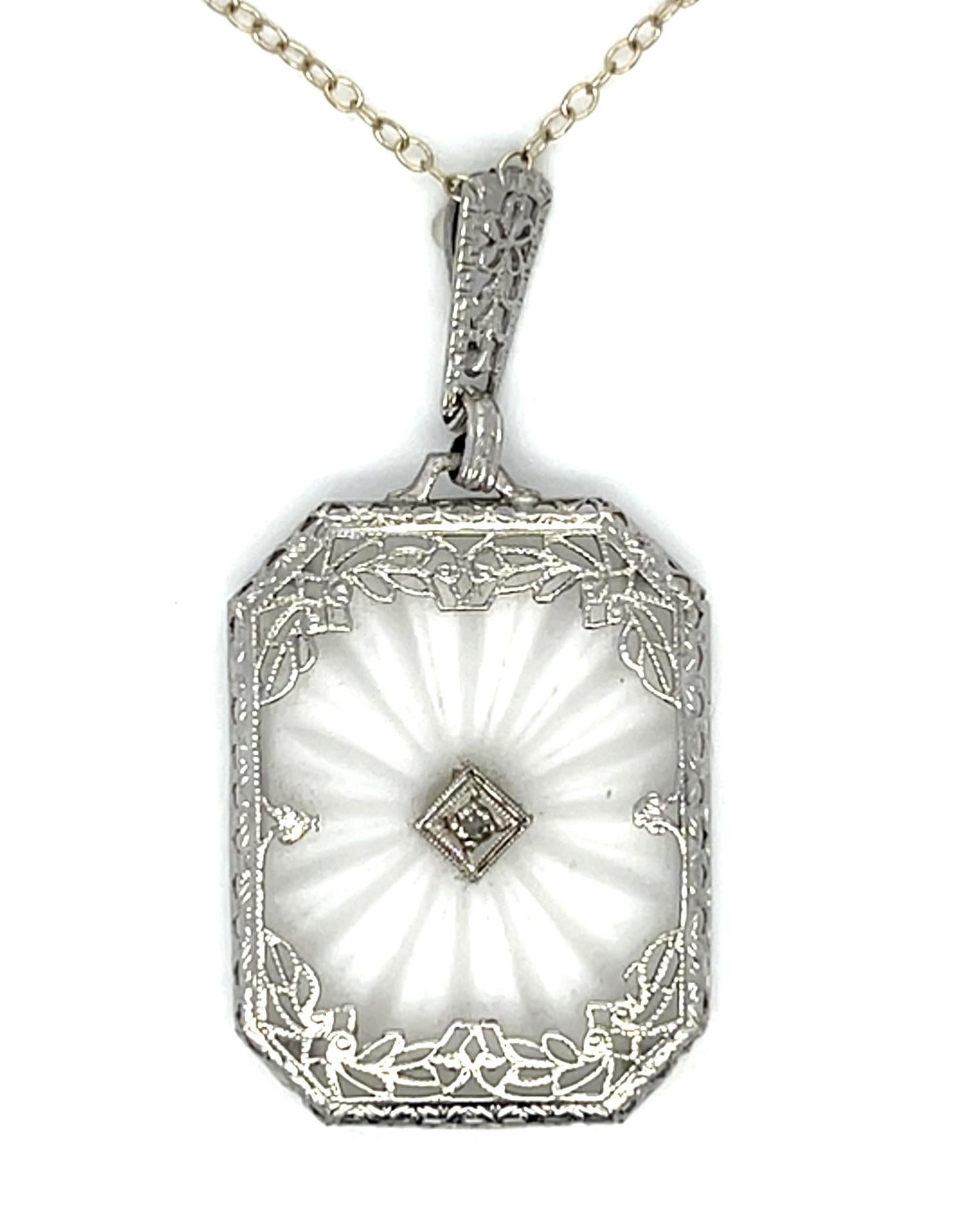 Art Deco Quartz .10ct Diamond 10KW Pendant (Antique 1930s) 4.50g 17"