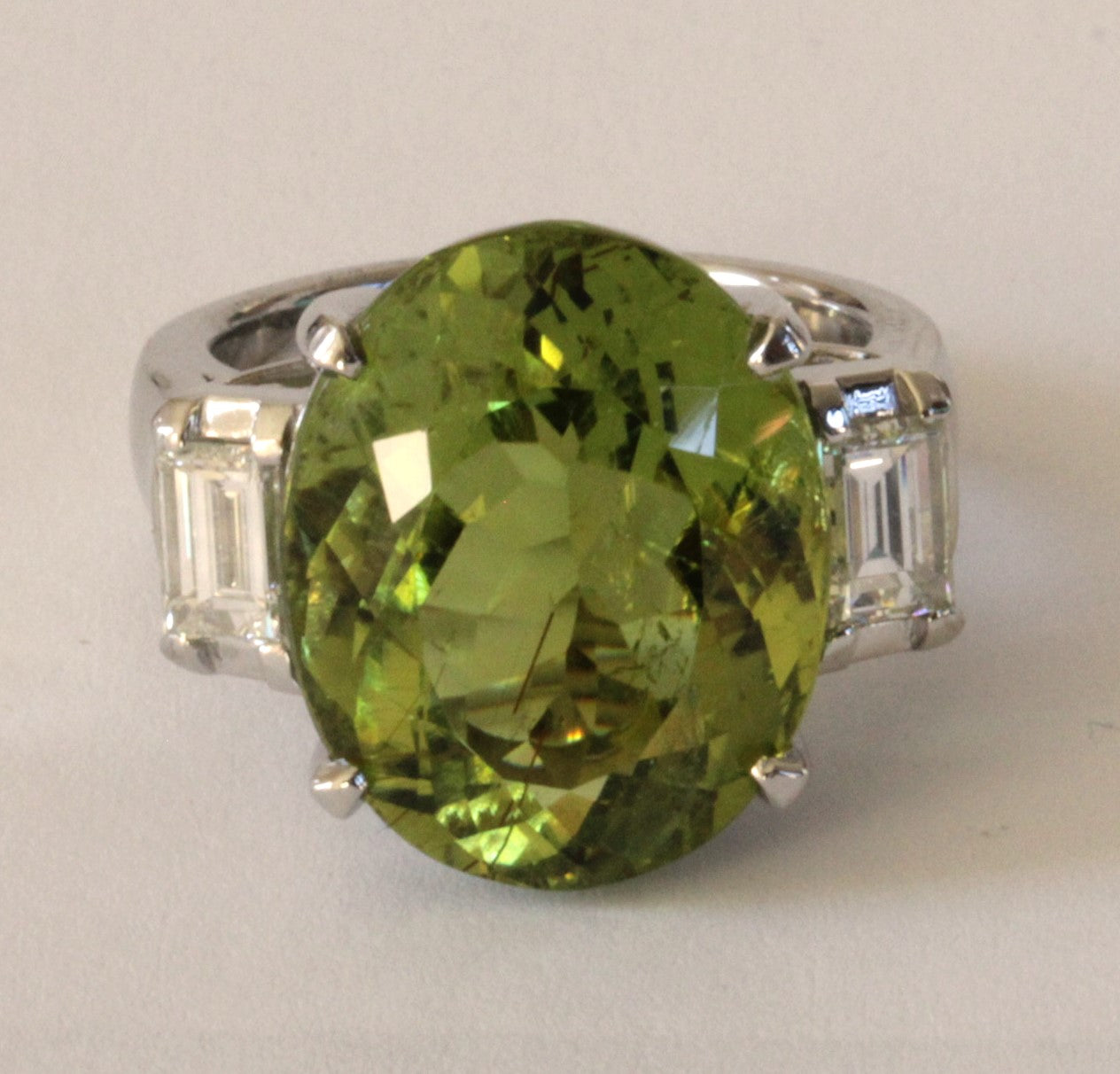 PL Tourmaline & Diamond Ring 16.3gr 12.71ct(tm) 0.90ct twt(dia) Circa 1960