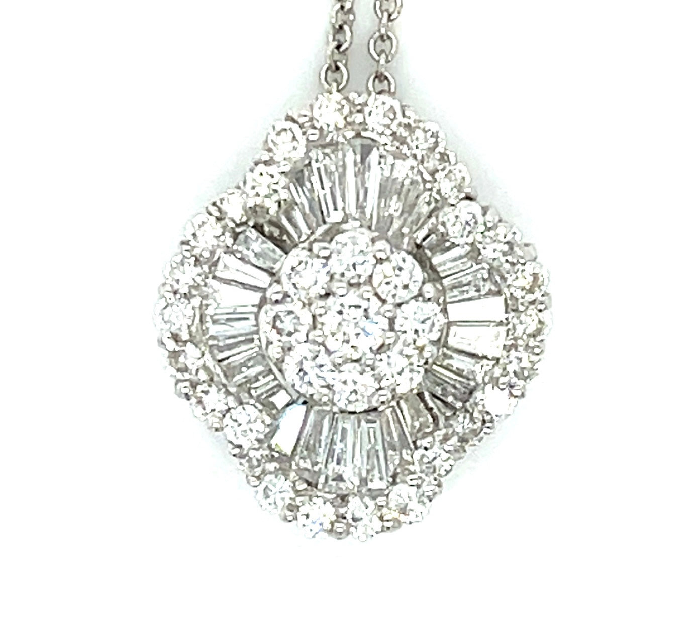 18KW Diamond Pendant 9.4gr 3.10ct(dia)