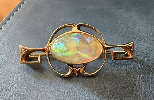 Original Victorian 11ct Mexican Jelly opal 14KY Gold Brooch (Antique 1890s)