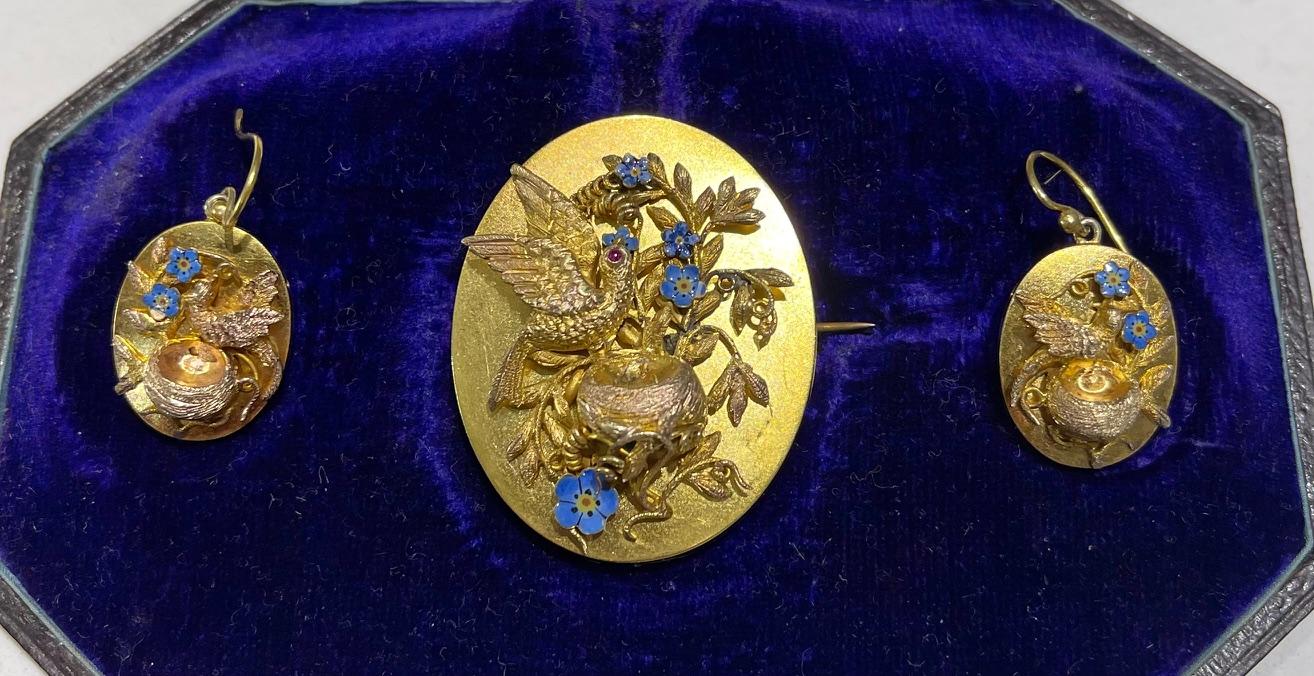 Rare Victorian 20-22KY Bird Nest Set (Antique 1860s)