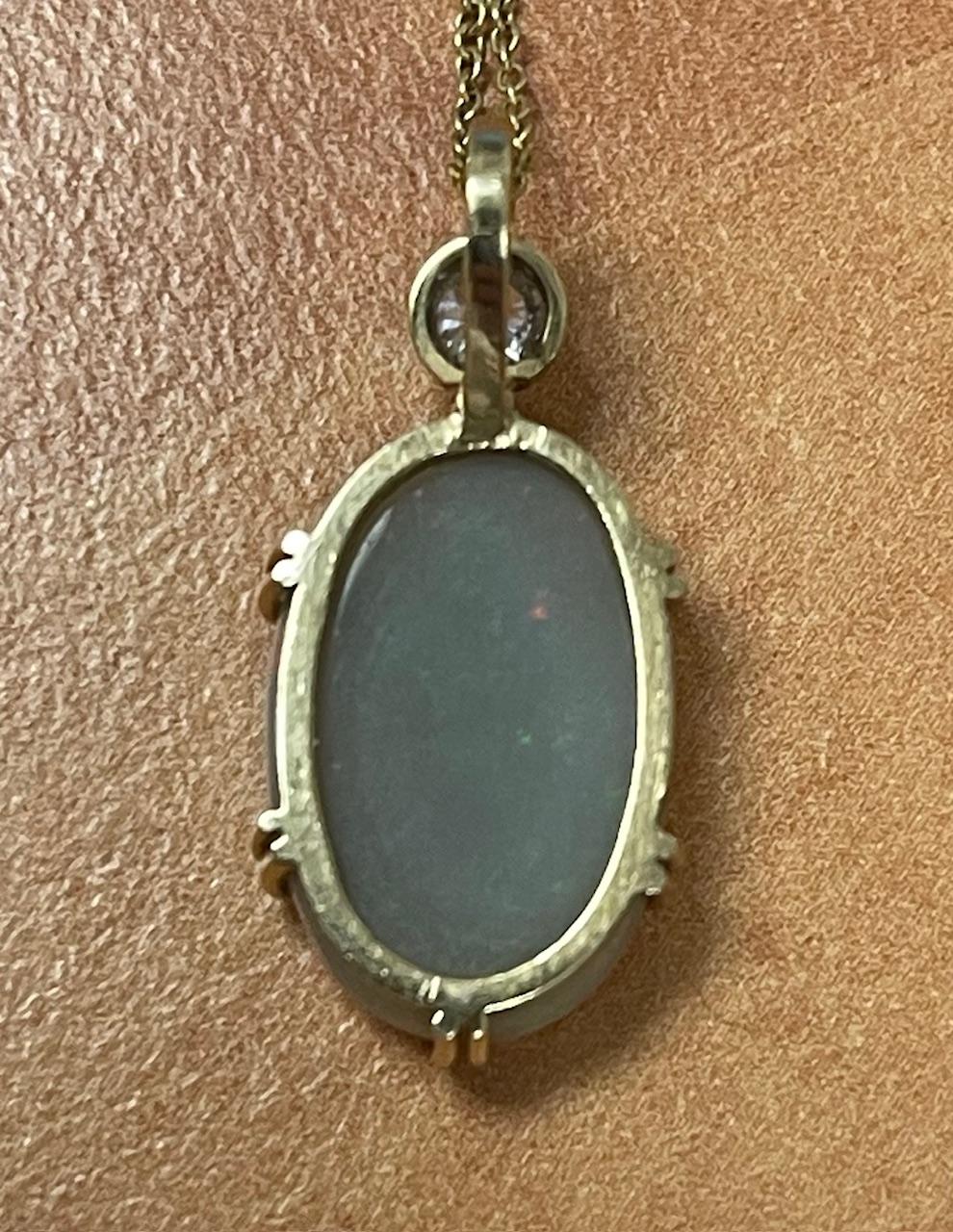 7ct Australian Opal 14KY Handmade pendant .20ct Diamond 3.20g 14KY Chain 17"