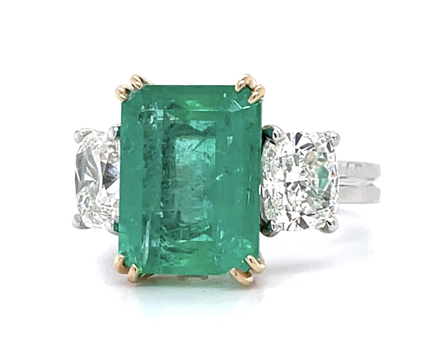 4.27ct Colombian F2 Emerald 1ct I SI2 Dia 1ct J SI2 Dia Platinum+18KY Ring