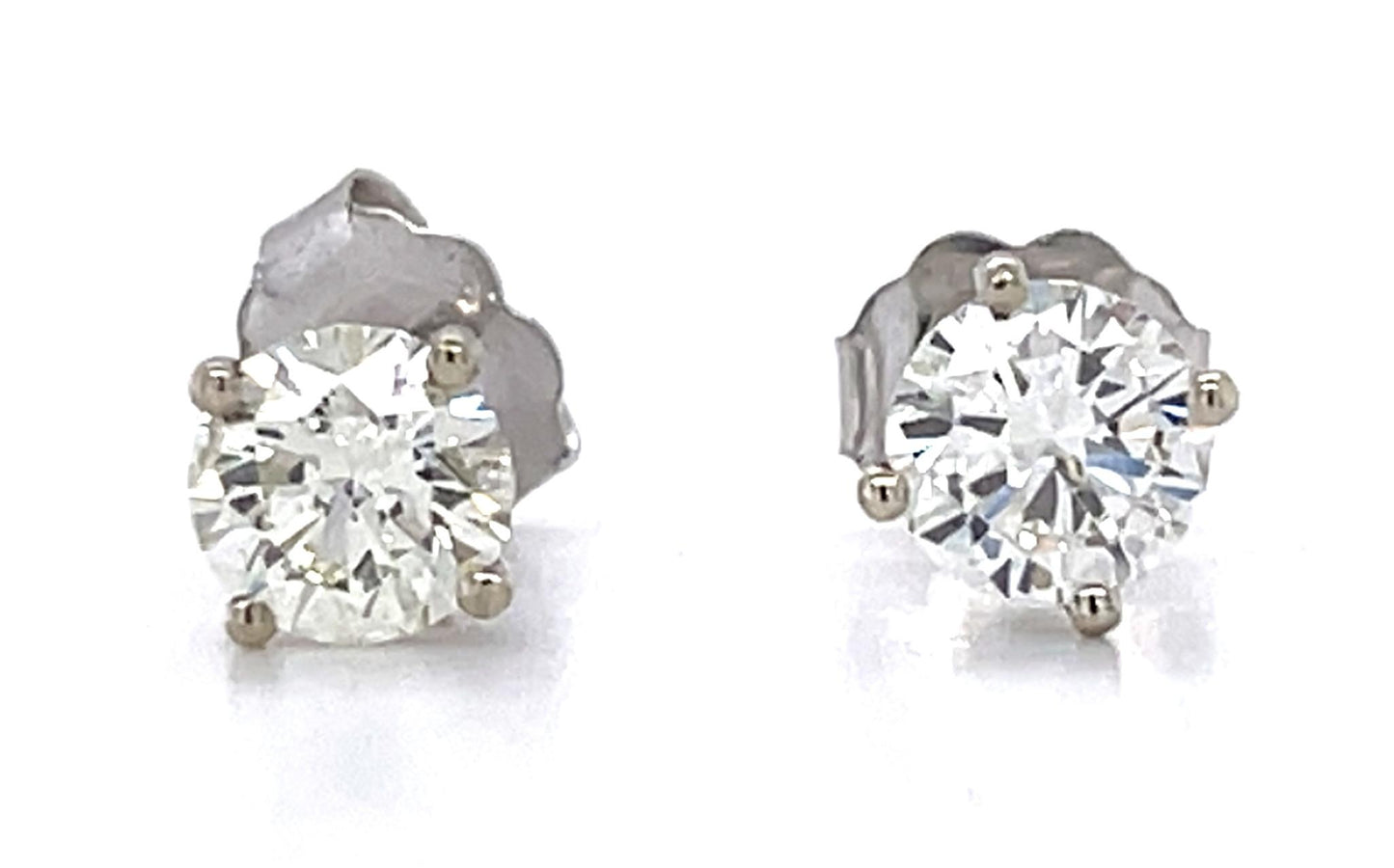 .96ctw I SI2 Diamond (No Cert) 18KW 1.02gr Stud Earrings