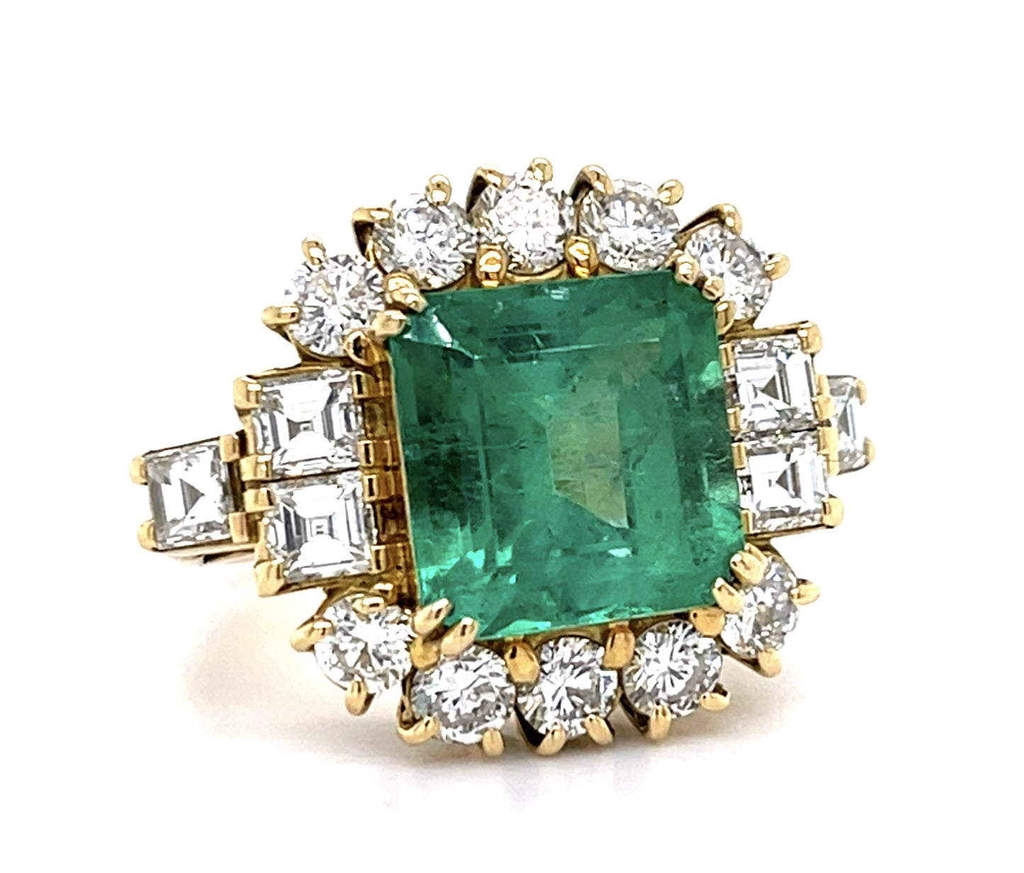 18KY Emerald & Diamond Ring 12.6gr 5.03ct(em) 2.44ct twt(dia) Circa 1970s