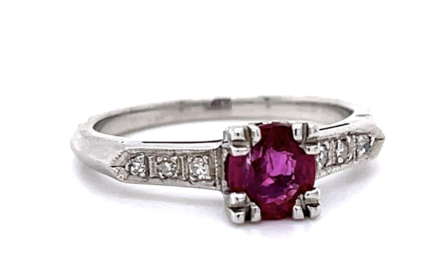 PL Ruby & Diamond Ring 4.9gr 1.11ct(rby) 0.08ct twt(dia) Circa 1940s