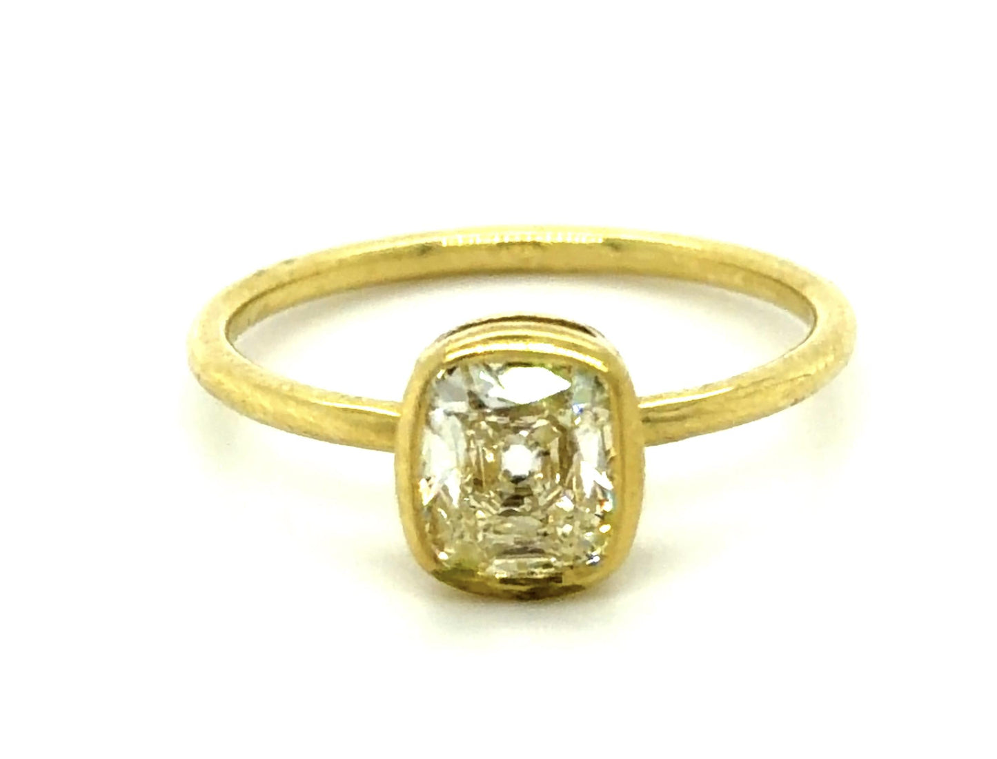 1.06ct Old Mine Diamond 18KY Solitaire Ring