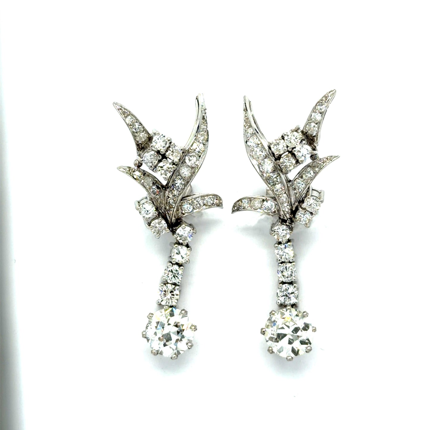 3ct Center Diamond 14KW Drop Earrings (Vintage 1950s) 2.50ct Side Dia