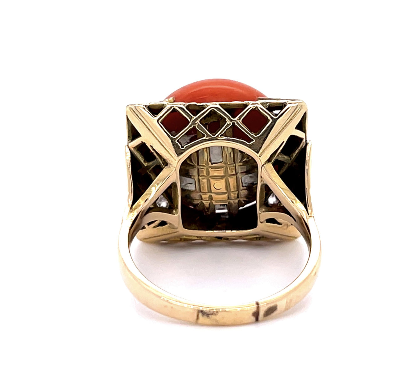 18KY Coral & Diamond Ring 12gr 0.24ct twt(dia) Circa 1960 ESTATE Size 9