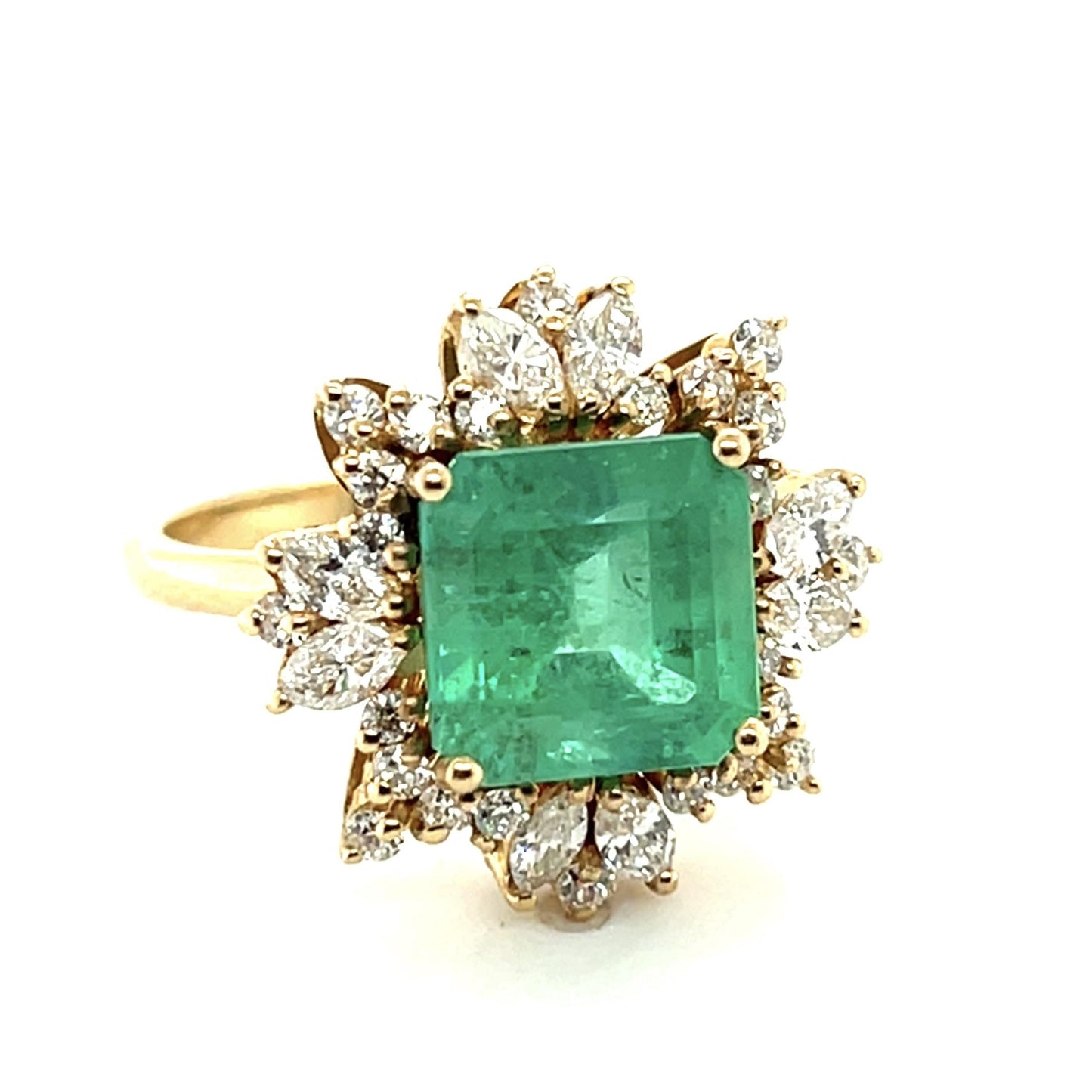 2.92ct Emerald .80ct Diamond 18KY Ring 4.80g 7.5 Size