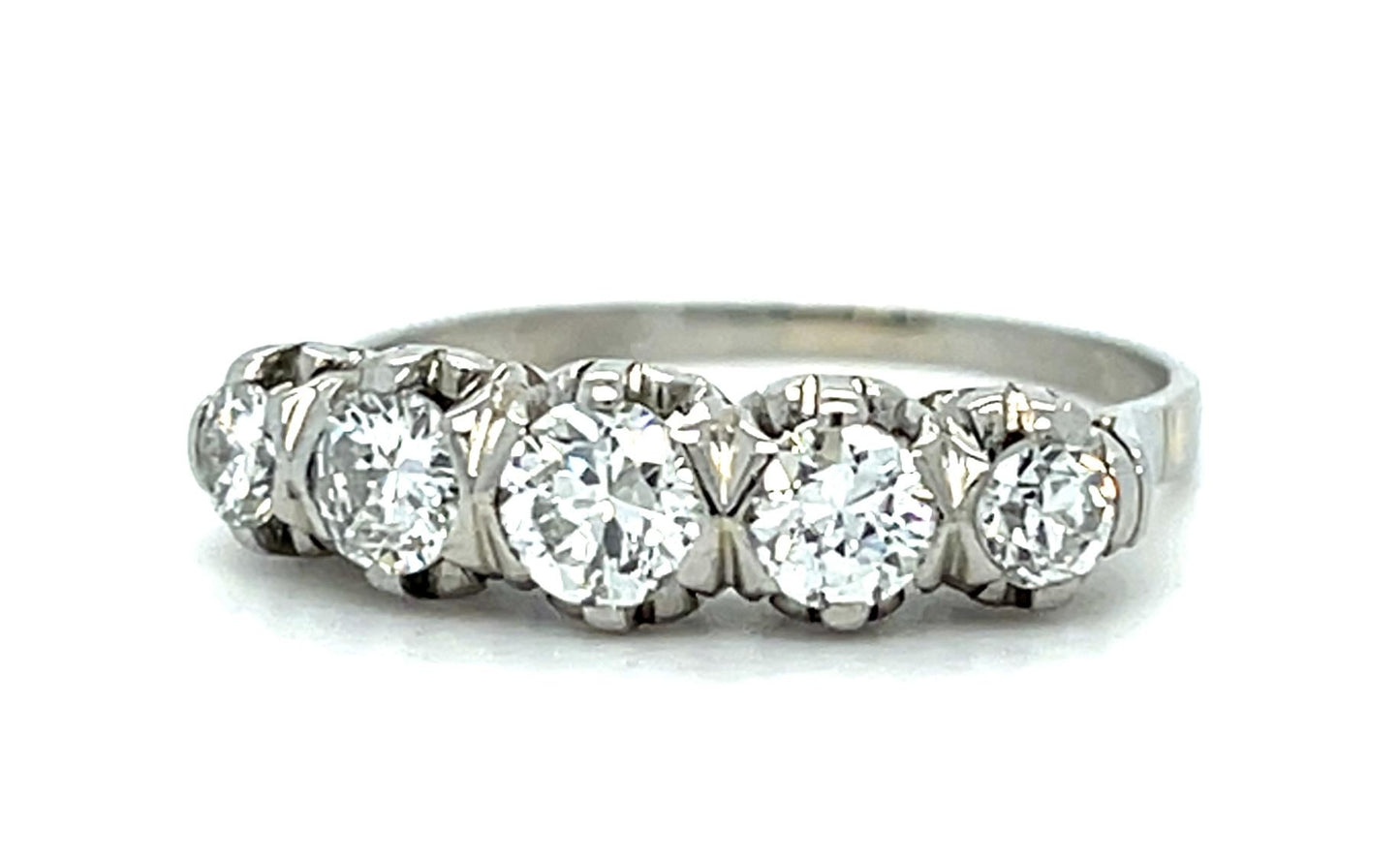 1.30ct Round Brilliant Diamond Platinum Handmade Band (Vintage 1940s) 5.20g