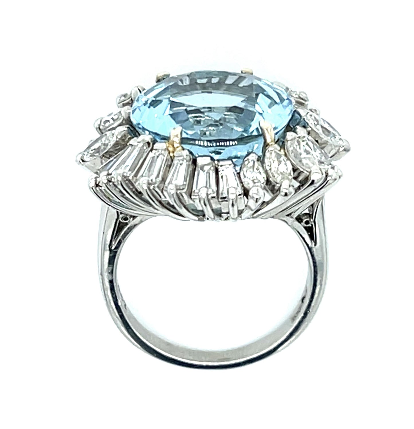 PL Aquamarine & Diamond Ring 10.4gr 8.03ct(aq) 1.96ct twt(dia) Circa 1960s ESTA