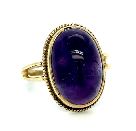 9ct Cabochon Amethyst 14KY Ring