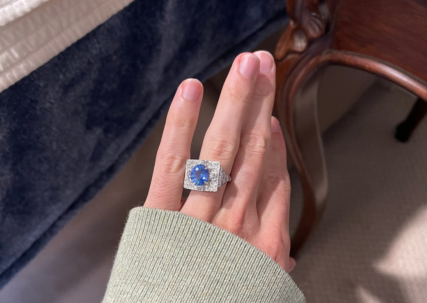 Art Deco 4.22ct Ceylon Sapphire (No Cert) 1.40ct Diamonds Platinum Ring (Circa 1920s)