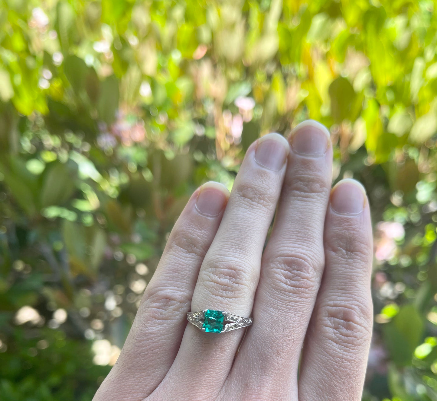 Art Deco .88ct Gemmy Colombian Emerald Platinum Antique Ring (Circa 1920s)