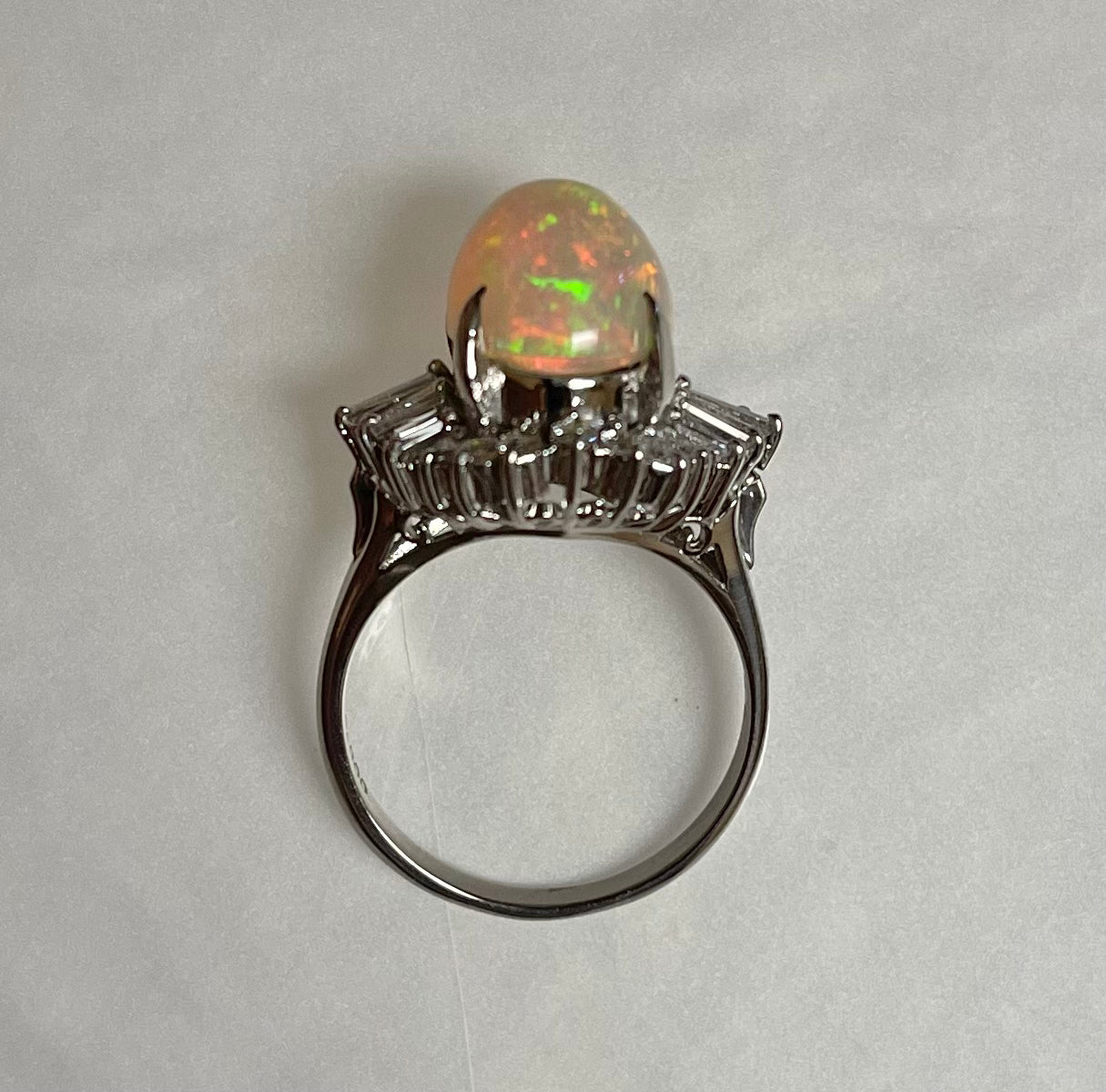 3.51ct Opal Ring