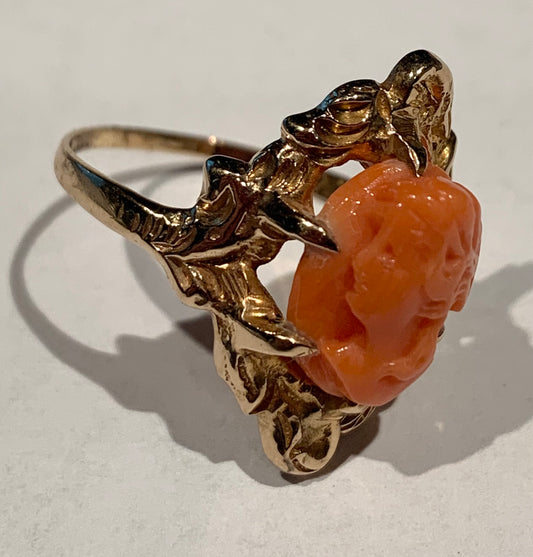 10KY Carved Coral Victorian Ring Circa 1880 ESTATE  Size 8.50