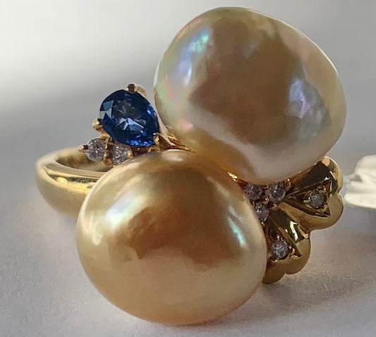 18KY Pearl, Dia & Sapphire Ring 0.20ct twt(sap) 12mm(pe) .10ct(dia)