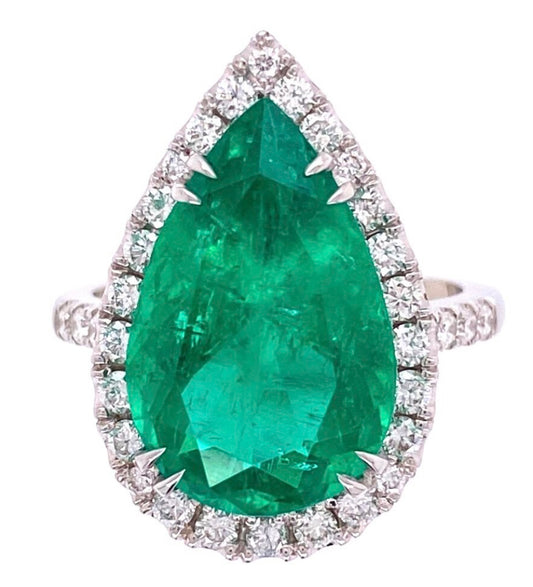 PT Emerald & Diamond Ring 6.96ct(em) 0.85ct twt(dia)