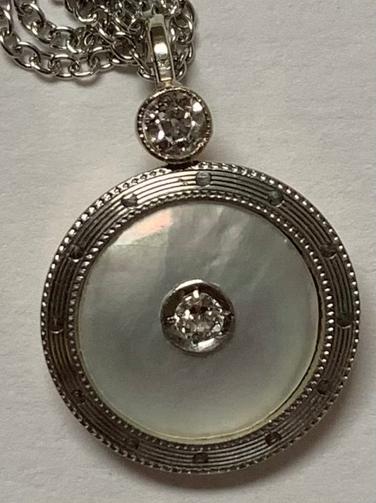 Art Deco PLAT14K Diamond & Mother Of Pearl Pendant 0.16ct(dia) (Antique 1920s)