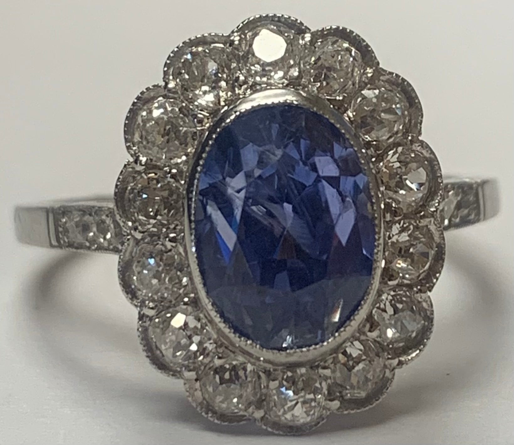 Estate  3.65ct Sapphire &  1.40ctw Ceylon Diamond Ring Size 7