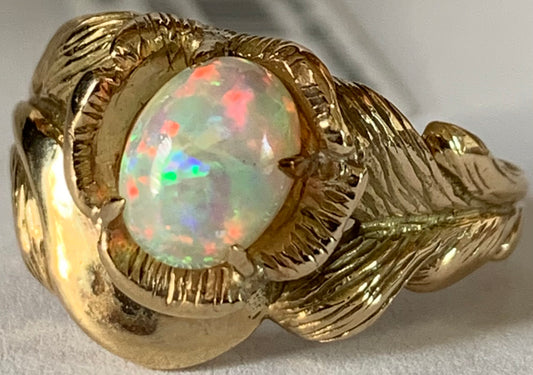 14KY Australian  Opal Ring 1.20ct(op) Circa 1970 ESTATE  Size 7