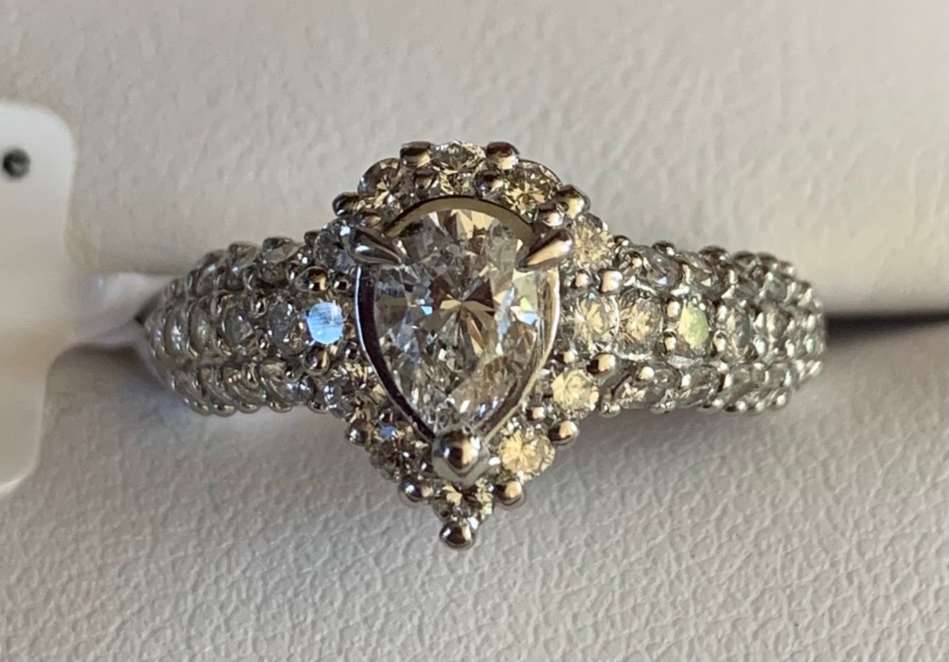 PL Diamond Ring 6.2gr 0.55ct(dia) 1.05ct(s dia) ESTATE  Size 5.75