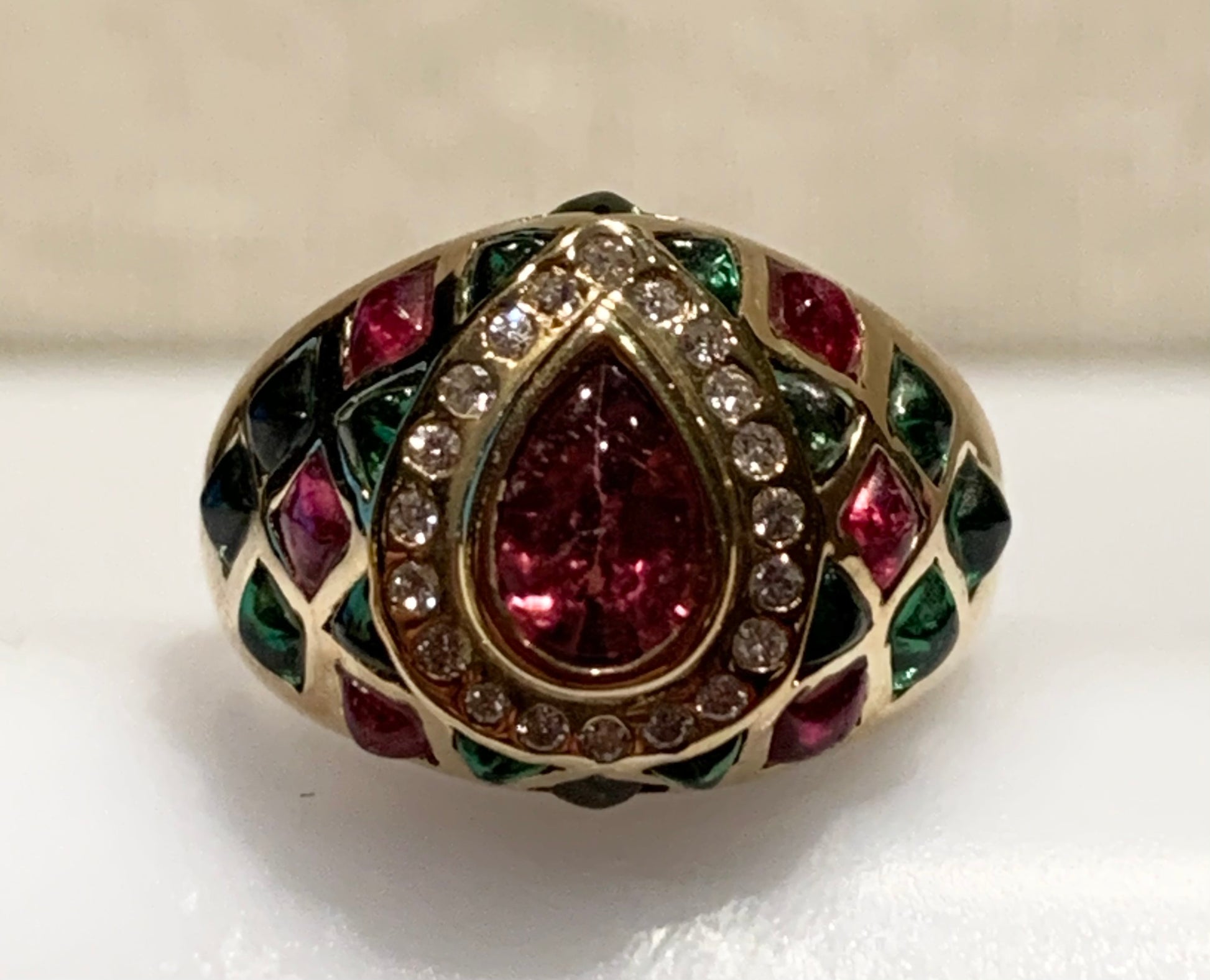 18K Tourmaline &  Diamond Ring 8gr 2.00ct(tm) 0.24ct twt(dia) ESTATE  Size 6