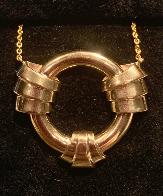 14K Retro Pendant 10.3gr Circa 1940s ESTATE  Length 17.50    Pendant Length 1"