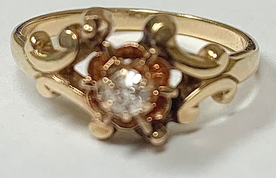 14K Diamond Victorian Ring 3.3gr 0.08ct(dia) Circa 1870s ESTATE  Size 7.25