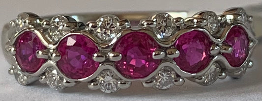PT Ruby & Diamond Ring 5.3gr 0.77ct(rby) 0.26ct twt(dia) Circa 1980s
